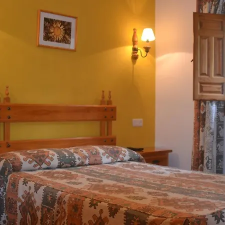 Hotel La Hortizuela 2*