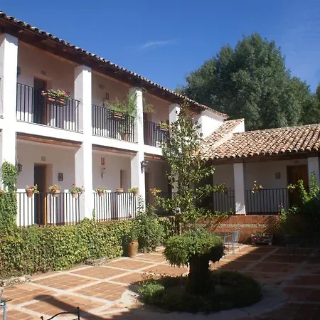 Hotel La Hortizuela 2*