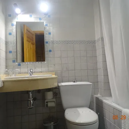 Hotel La Hortizuela 2*
